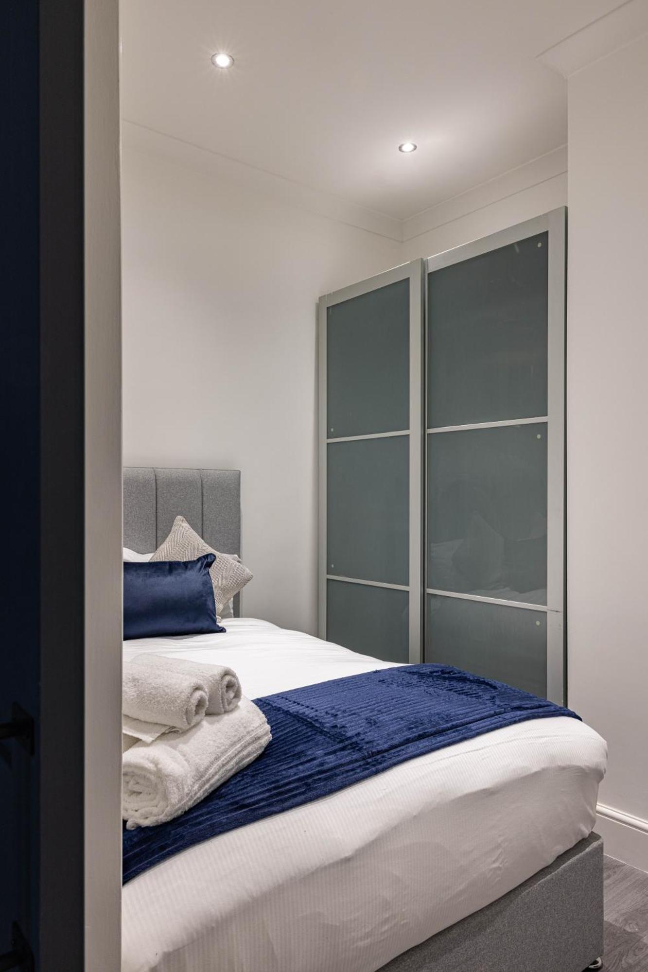 Edgware Road Apartments Лондон Екстер'єр фото